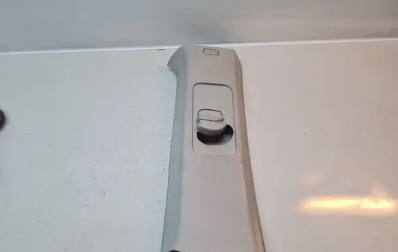 Citroen C8 (C) pillar trim 14000872B