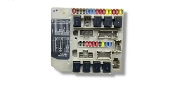 Nissan Note (E11) Fuse module 7G9H21117