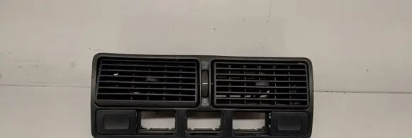 Volkswagen Golf IV Dash center air vent grill 1355D3352