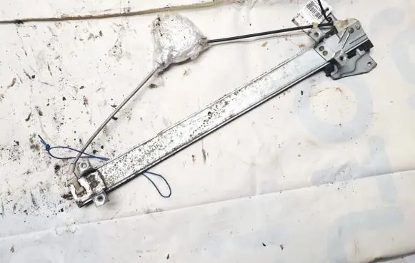 Toyota Yaris Sliding door window regulator with motor