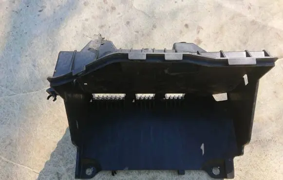 Jaguar XF X250 Battery tray 8X2310764AC