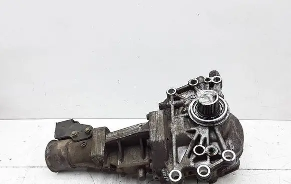 Mitsubishi Outlander Gearbox transfer box case 067015