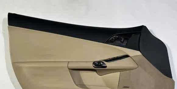 Chevrolet Corvette C6 Front door card panel trim cor-0002