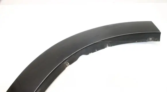 Mitsubishi Pajero Rear fender molding trim 