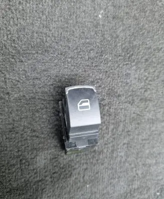 Volkswagen PASSAT B7 Electric window control switch 3C8959855