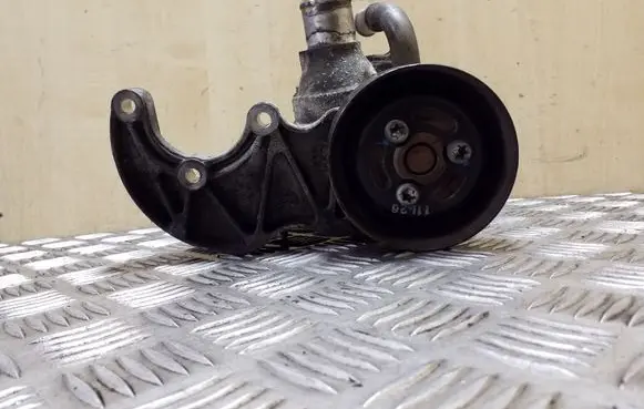 Opel Antara Water pump 98868233