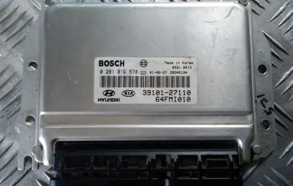 Hyundai Trajet Engine control unit/module 0281010578 64FMI010 3910127110