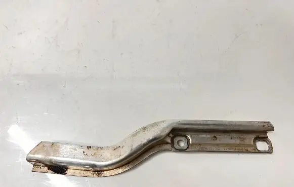 BMW 5 F10 F11 Radiator support slam panel bracket 7583120