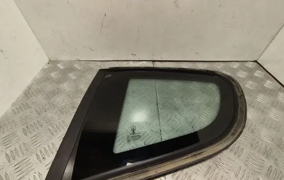 Maserati GranTurismo Rear side window 43R001582