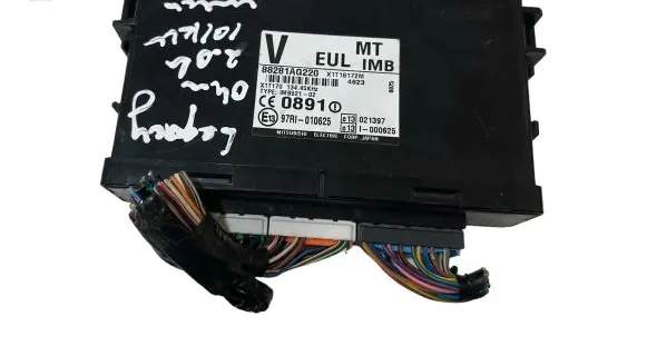 Subaru Legacy Immobilizer control unit/module 88281AG220 97RI010625 X1T18172M