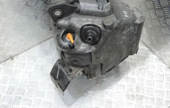 BMW X5 F15 AdBlue liquid reservoir 7295653