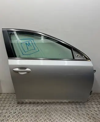 KIA Ceed Front door