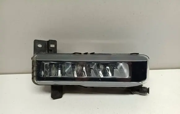 BMW 3 G20 G21 Front fog light 7433788