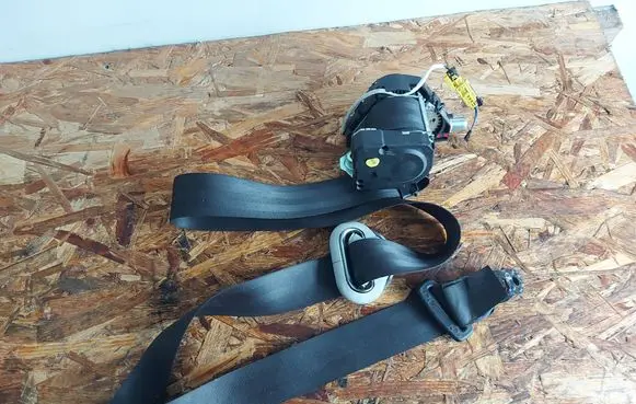 Volkswagen Transporter - Caravelle T6 Front seatbelt 7E0857806C