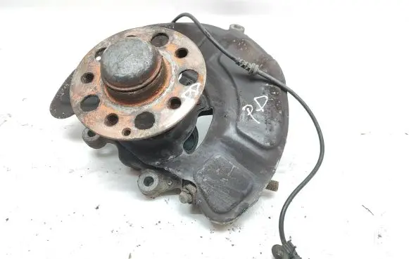 Mercedes-Benz E W212 Front wheel hub