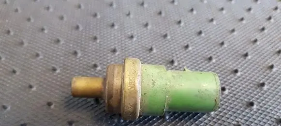 Coolant temperature sensor