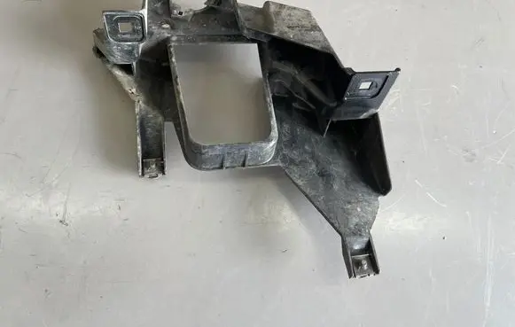 BMW 7 E65 E66 Headlight/headlamp mounting bracket 155185