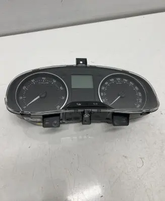 Skoda Fabia Mk2 (5J) Speedometer (instrument cluster) 5J0920811G