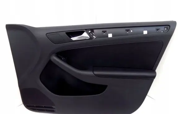 Volkswagen Jetta VI Front door card panel trim 5C7867012