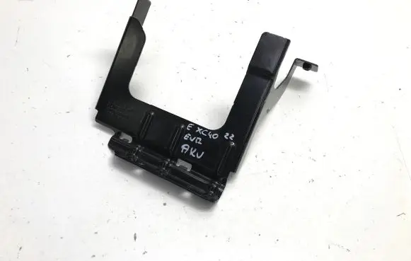 Volvo XC40 Battery bracket 32314831