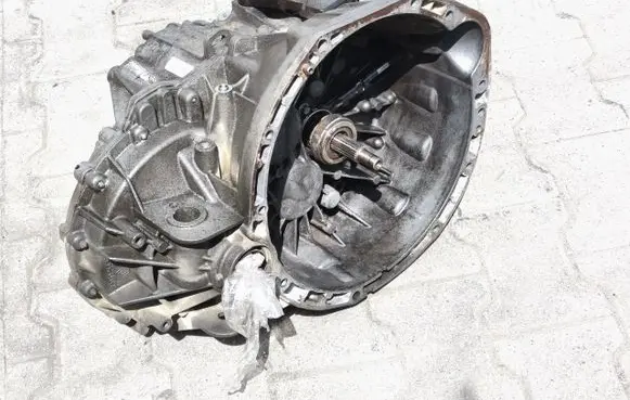Renault Trafic II (X83) Manual 6 speed gearbox 8200460604 PF6010 260616HR1354B