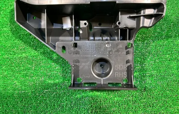 Ford Focus Rear bumper mounting bracket JX7B17D980A1