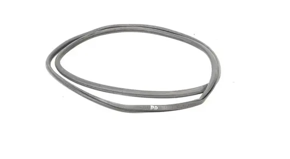 Porsche Cayenne (9PA) Rubber seal front door (on door) 7L0867365A