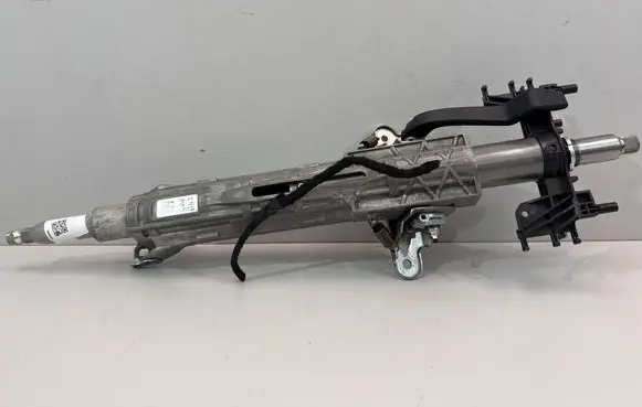 BMW 4 G22 G23 G24 G26 Steering wheel axle 6896187