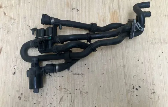 BMW 5 E60 E61 Coolant heater control valve 6931708 6917700