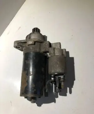 Volkswagen PASSAT B6 Starter motor 1005831663