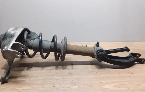 Front shock absorber with coil spring
