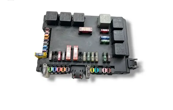 Mercedes-Benz S W221 Fuse module A2215403550 08022179 A2215450801