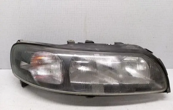 Volvo V70 Headlight/headlamp 8620687 89004806