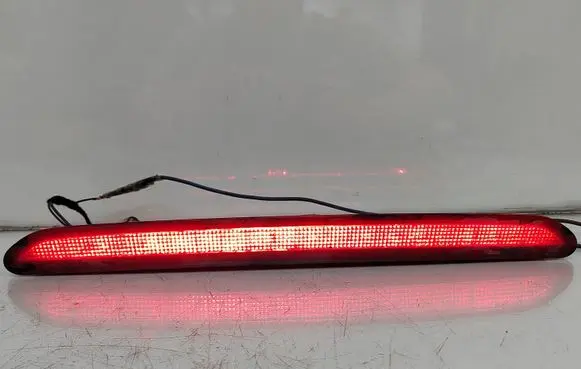 Volkswagen PASSAT B6 Third/center stoplight 1K6945097A