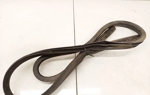 Toyota Yaris Rubber seal rear door 