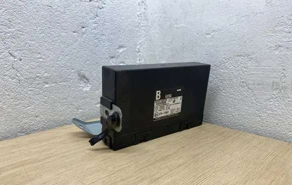 Subaru Legacy Alarm control unit/module 88281AJ52A 97RI010653 X1T23176HCKD