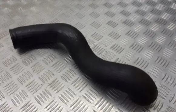 Volvo S60 Intercooler hose/pipe