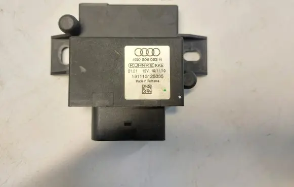 Porsche Macan (95B) Fuel pump relay 4G0906093HJLK01