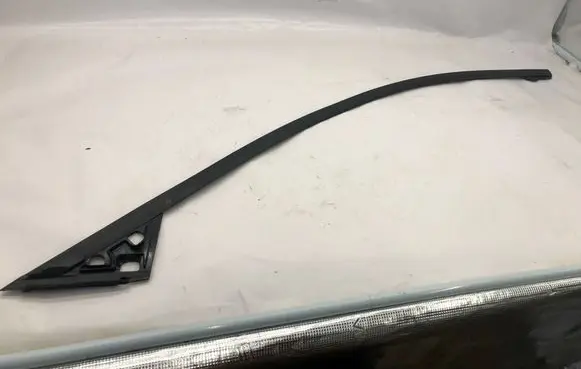 Mazda CX-3 Front door trim (molding) 