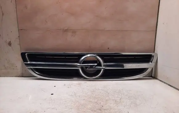 Opel Zafira A Front grill 24453538