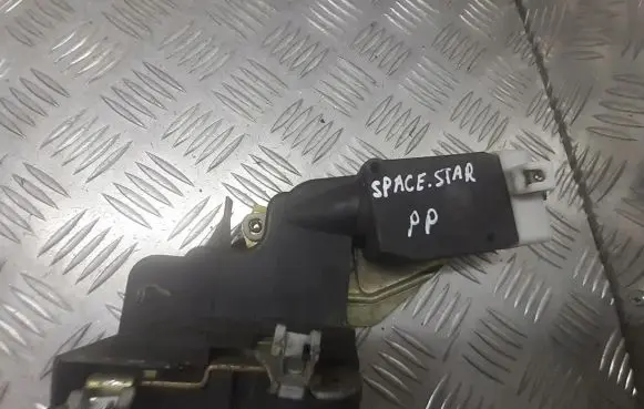 Mitsubishi Space Star Front door lock