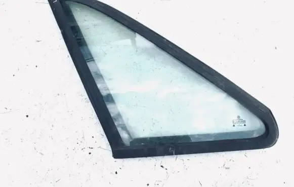 Volkswagen PASSAT B3 Rear side window