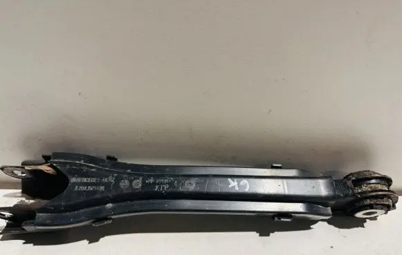 Mercedes-Benz CLS C218 X218 Rear upper control arm/wishbone A2043521488