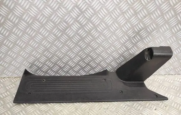 Front sill trim cover