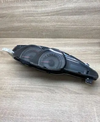 Toyota Verso Speedometer (instrument cluster) 838000F070 MB2574500457