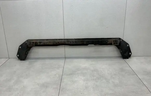 Nissan X-Trail T32 Bottom radiator support slam panel