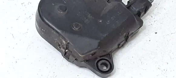 Chrysler Pacifica Air flap motor/actuator 04885465AAC