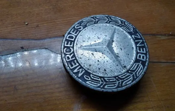 Mercedes-Benz E AMG W212 Original wheel cap A1714000025