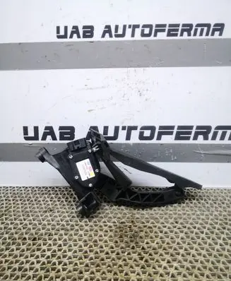 Hyundai i40 Accelerator throttle pedal 327263Z900 327272T900 LBB0154C3Z900