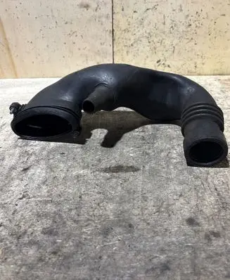 BMW 1 E81 E87 Air intake duct part 7791646 13717791646